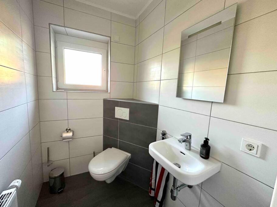 Ferienwohnung Komfortabel Wohnen Bremerhaven Bagian luar foto